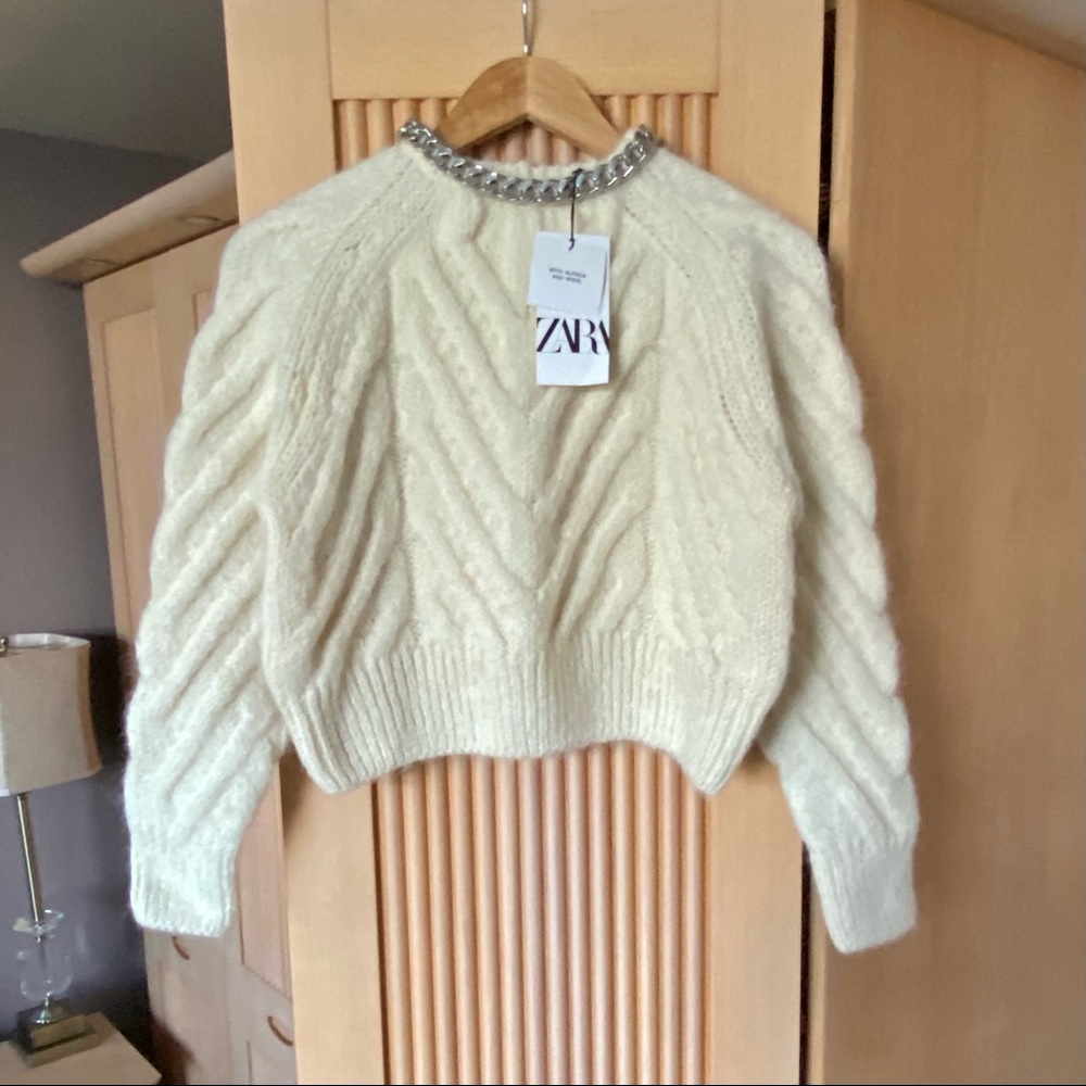 Zara Limited Edition Wool and Alpaca Knit Cropped Sweater with Chain Detail - Picture 3 of 13